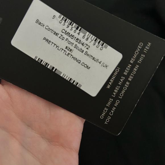 Black one piece swim - Picture 5 of 7